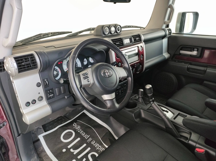 14 - Toyota FJ FJ CRUISER 4.0