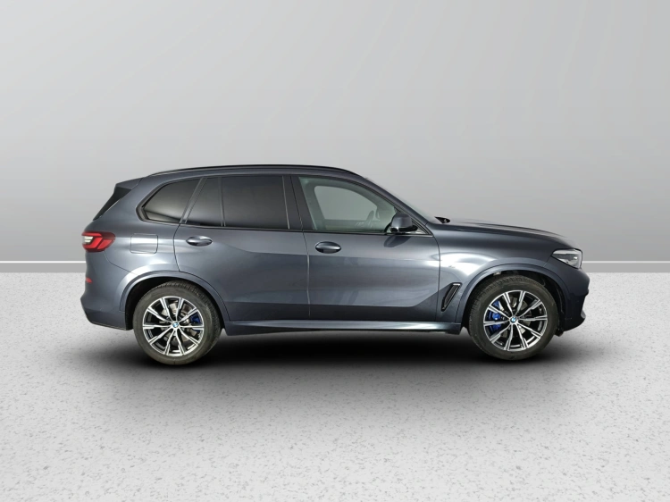 6 - BMW X5 X5 xdrive30d mhev 48V Msport auto