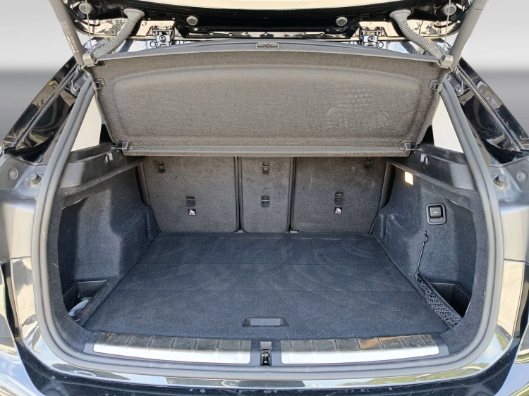 21 - BMW X1 X1 sdrive18d xLine Plus auto