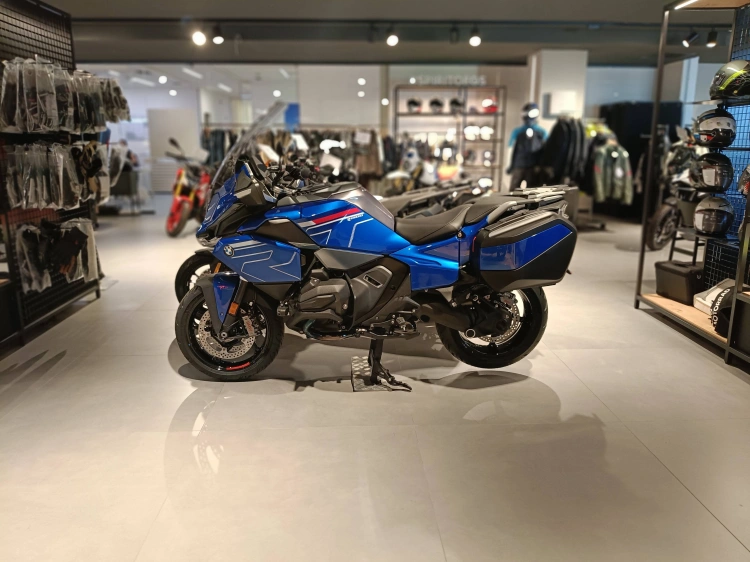 2 - BMW Motorrad RT R 1300 RT