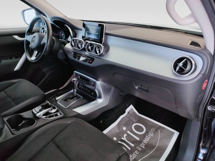 15 - Mercedes-Benz Classe X 250 d Power 4matic auto