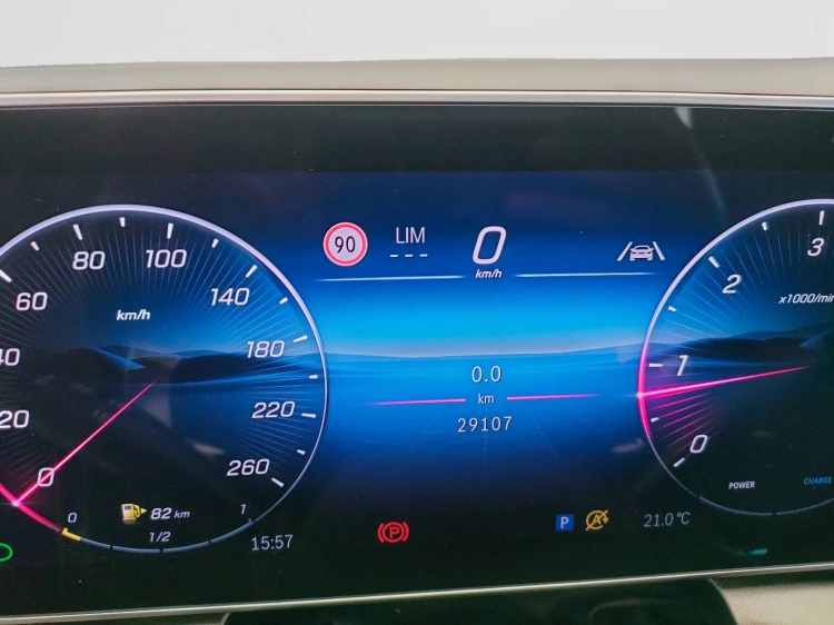 20 - Mercedes-Benz GLC 220 d AMG Line Advanced 4matic auto