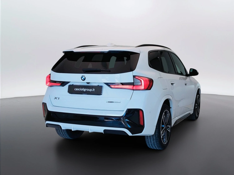 5 - BMW X1 X1 xdrive20d mhev 48V MSport auto