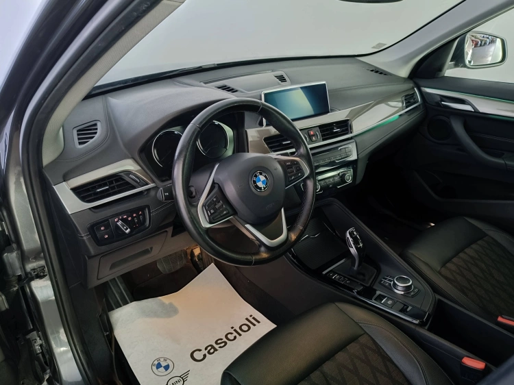 8 - BMW X1 X1 sdrive18d xLine auto