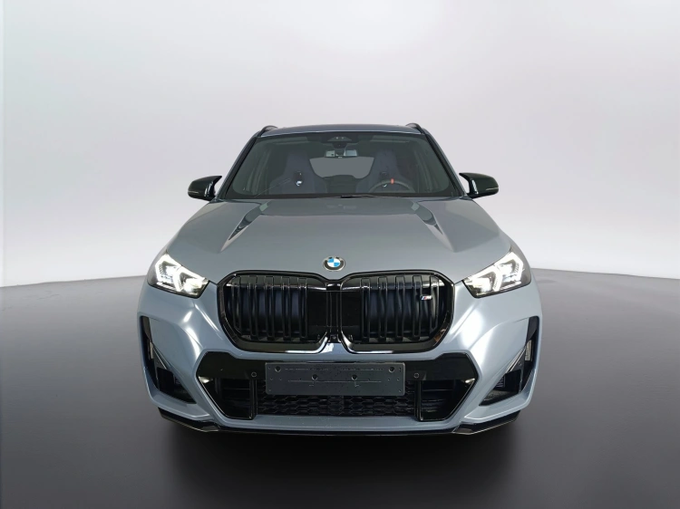 2 - BMW X1 M BMW X1 M35i xDrive