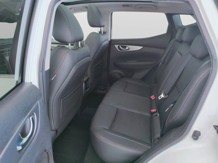 13 - Nissan Qashqai Qashqai 1.6 dci Tekna 2wd 130cv xtronic