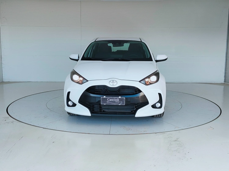 2 - Toyota Yaris Yaris 1.0 Active