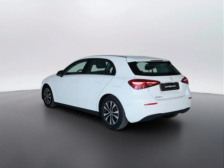 7 - Mercedes-Benz Classe A 180 d Advanced auto