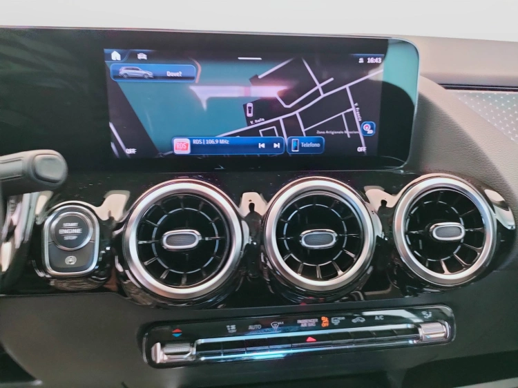 12 - Mercedes-Benz Classe B 180 d Progressive Advanced auto