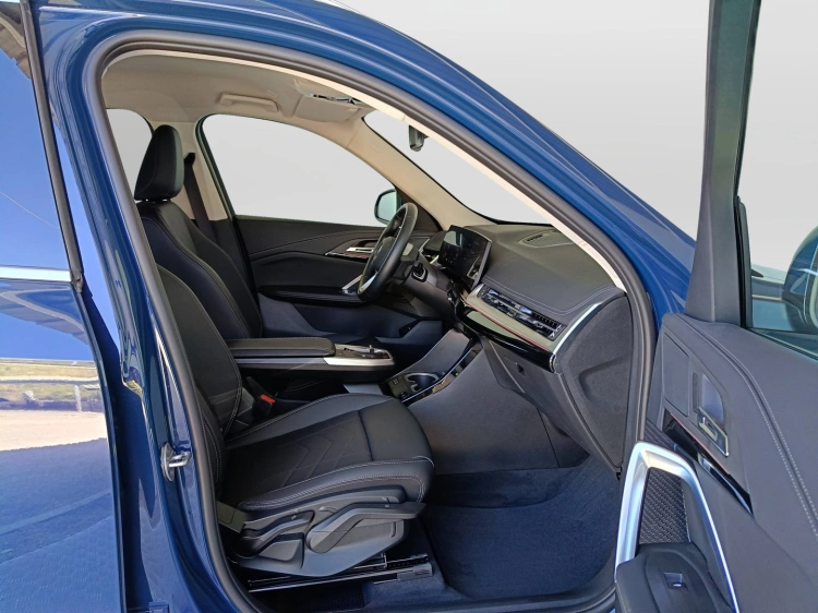11 - BMW X1 X1 sdrive18d X-Line auto