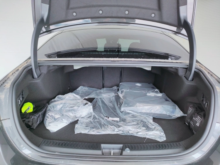 9 - Mercedes-Benz Classe E 300 de phev AMG Line Premium 4matic auto