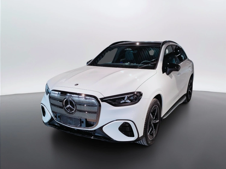 1 - Mercedes-Benz GLC 400 4MATIC con tecnologia EQ