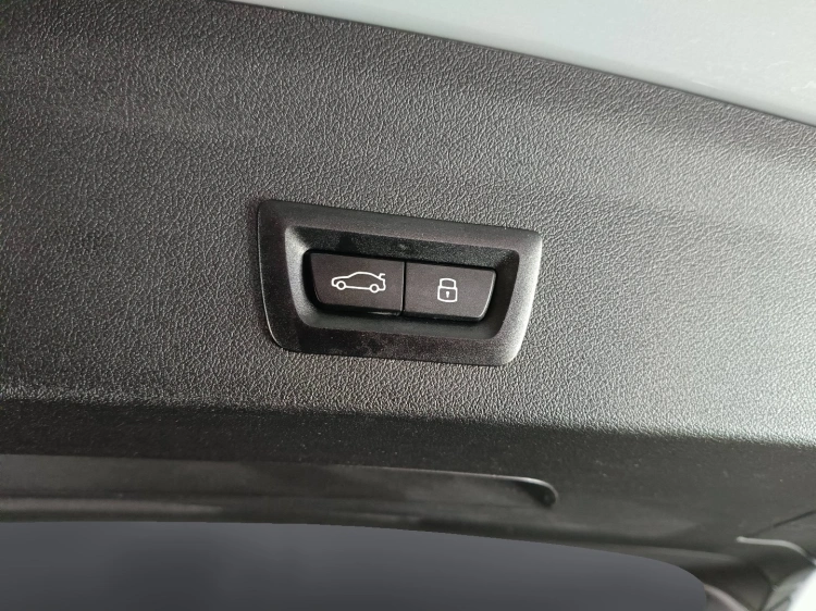 16 - BMW Serie 1 BMW 120d