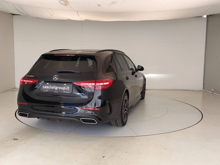 4 - Mercedes-Benz Classe C SW 220 d mhev AMG Line Advanced 197cv auto