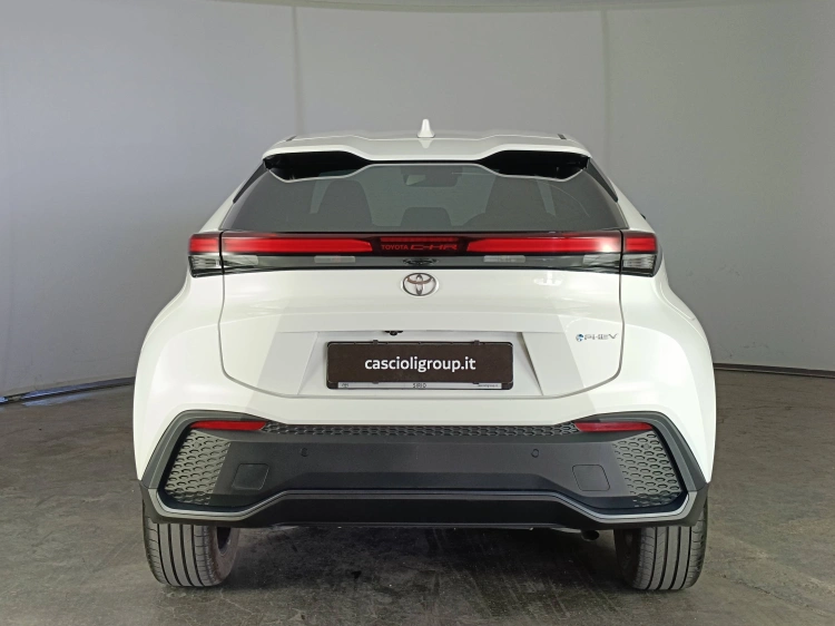 5 - Toyota C-HR C-HR 2.0 phev Trend eco fwd e-cvt