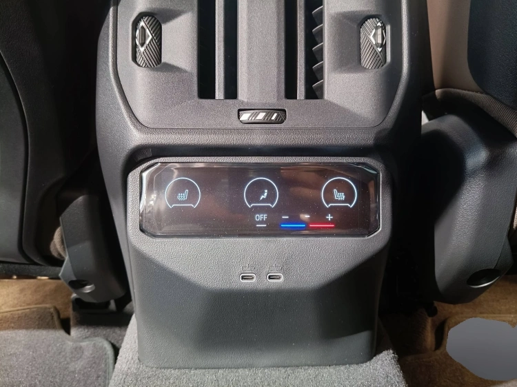 16 - BMW X3 BMW X3 30e xDrive