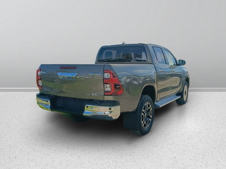 5 - Toyota Professional Hilux HILUX 2.8D A 48VDC4WD EXE MY25