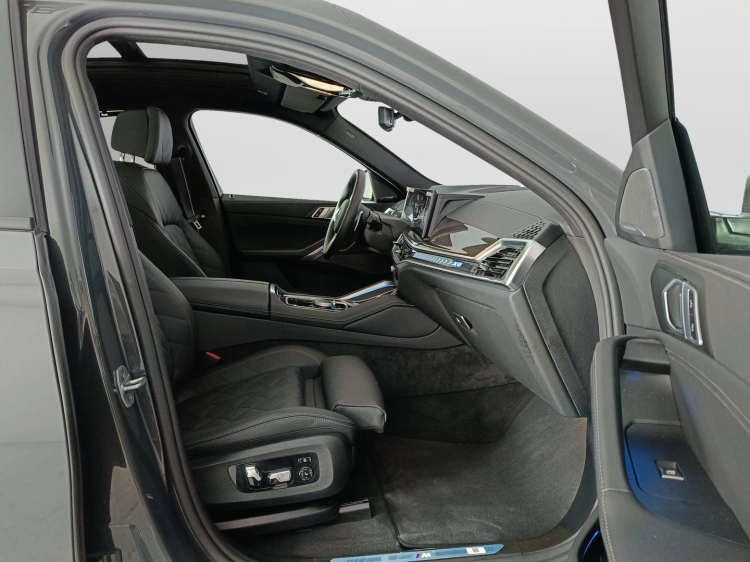 11 - BMW X6 X6 xDrive30d M Sport