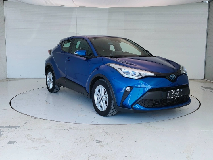 3 - Toyota C-HR C-HR 1.8h Active e-cvt
