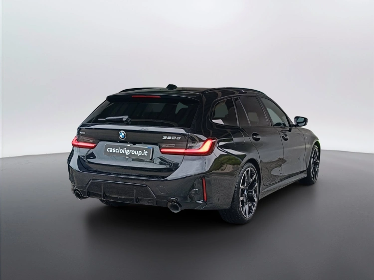 4 - BMW Serie 3 320d Touring mhev 48V Msport xdrive auto