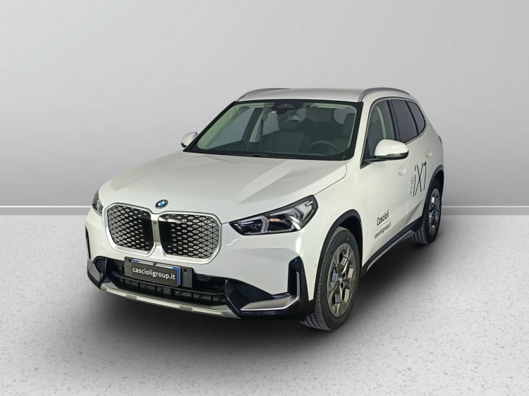 1 - BMW iX1 iX1 edrive 20 X-Line
