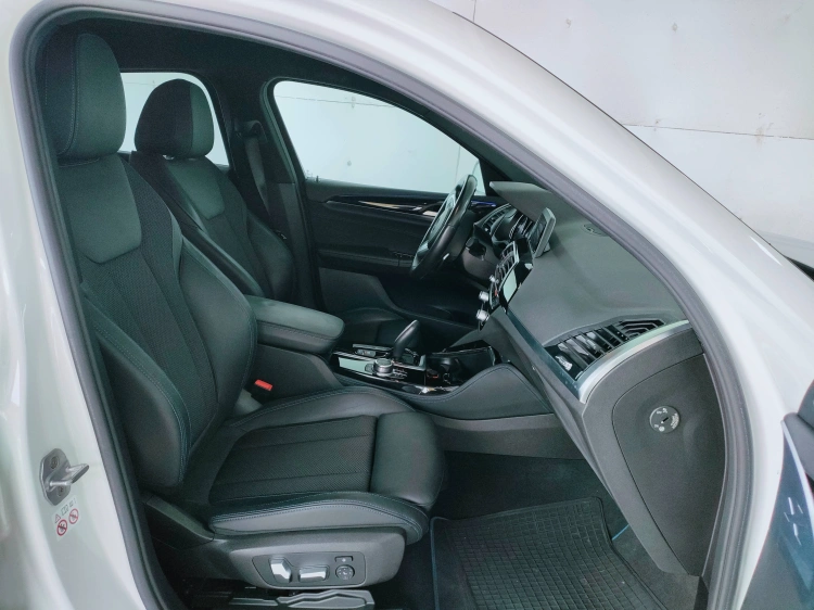 9 - BMW X4 X4 xdrive20d Msport auto