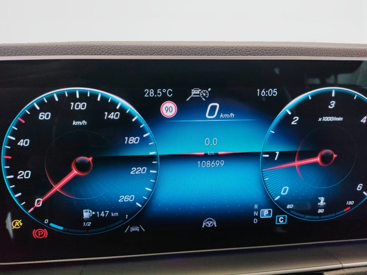 19 - Mercedes-Benz GLE 400 d Premium 4matic auto