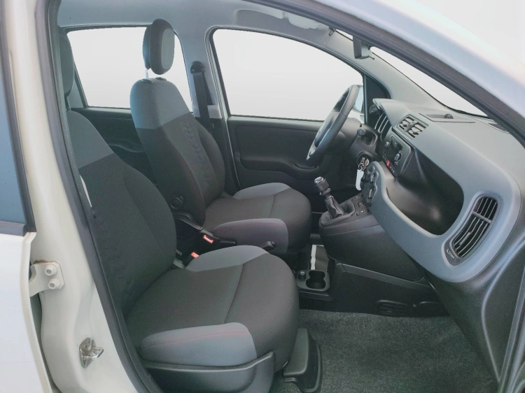 13 - Fiat Panda Panda 0.9 t.air t. natural power Easy 80cv my19