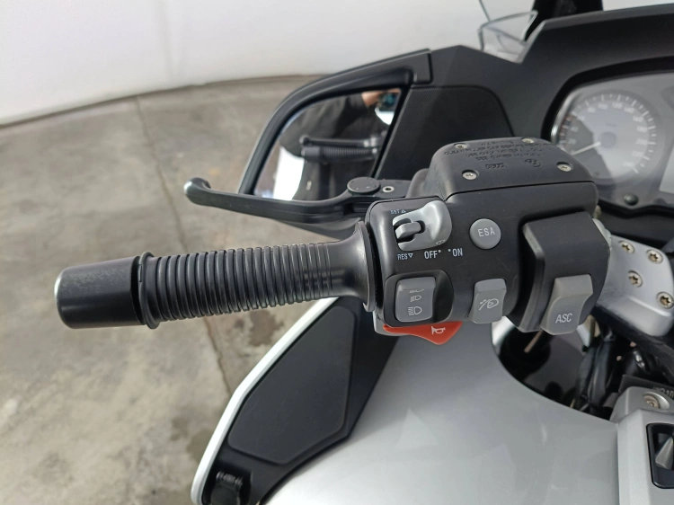 7 - BMW Motorrad RT R 1200 RT Abs