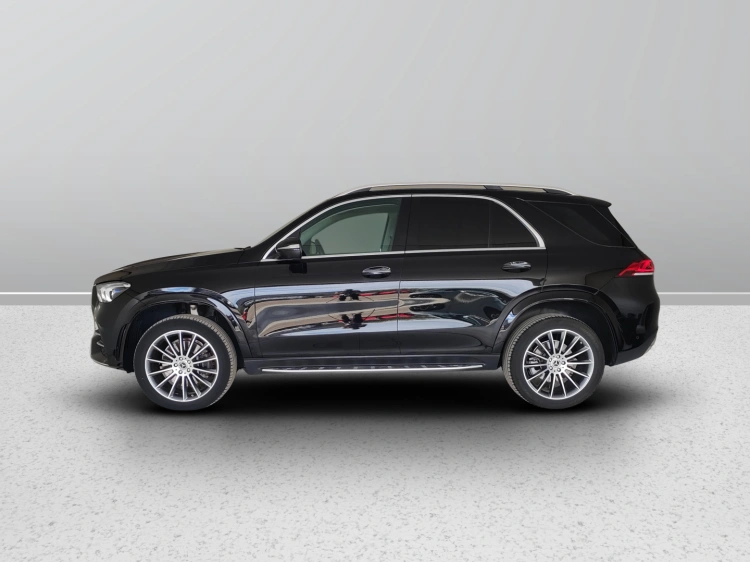 3 - Mercedes-Benz GLE 350 d Premium Plus 4matic auto