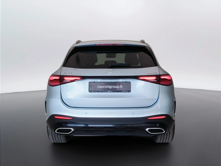 6 - Mercedes-Benz GLC 300 d AMG Line Premium 4matic auto