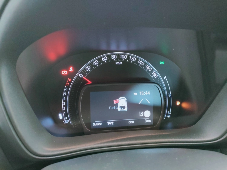 14 - Toyota AYGO X AYGO X 10B MT ACTIVE MY24