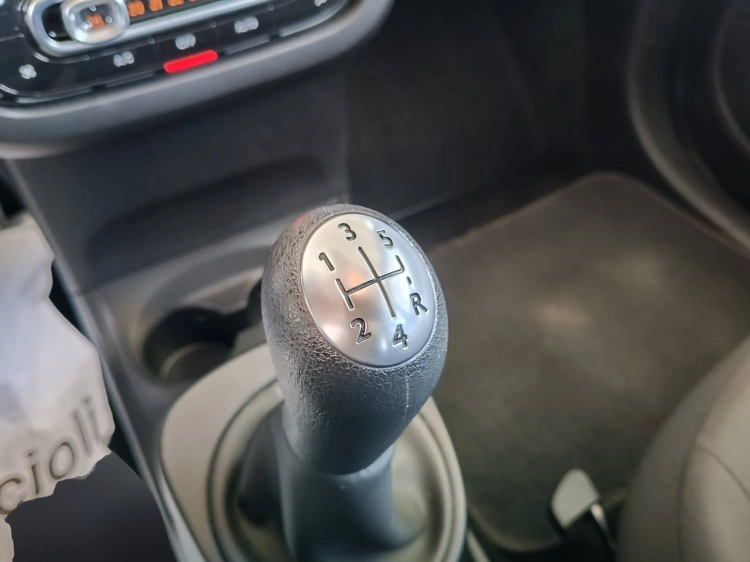 16 - smart forfour Forfour 1.0 Youngster 71cv my18