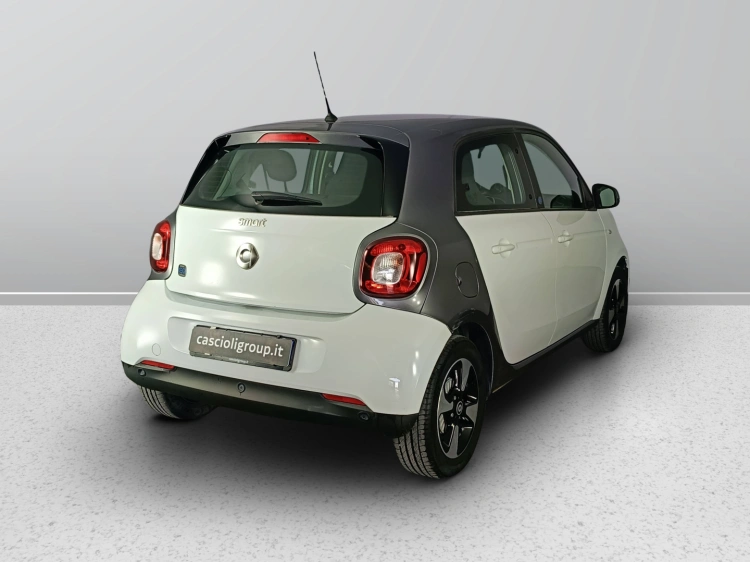 4 - smart forfour Forfour eq Passion 22kW