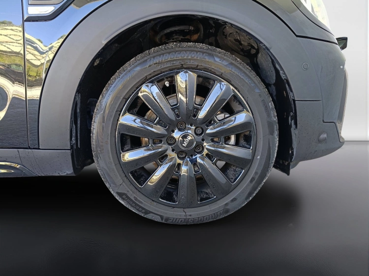 20 - MINI Countryman Mini Countryman 2.0 Cooper SD Essential auto