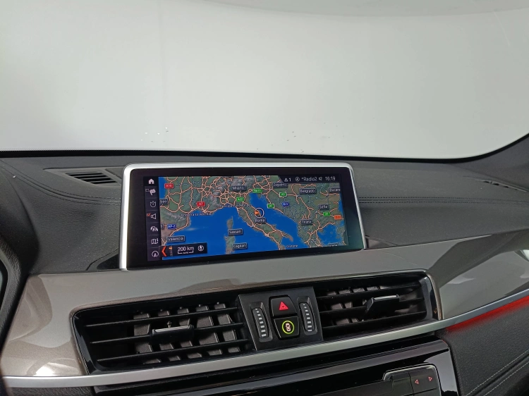 13 - BMW X1 X1 xdrive18d xLine auto my18