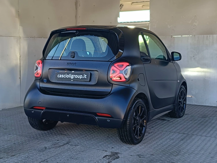 4 - smart fortwo Fortwo eq mattrunner 4,6kW