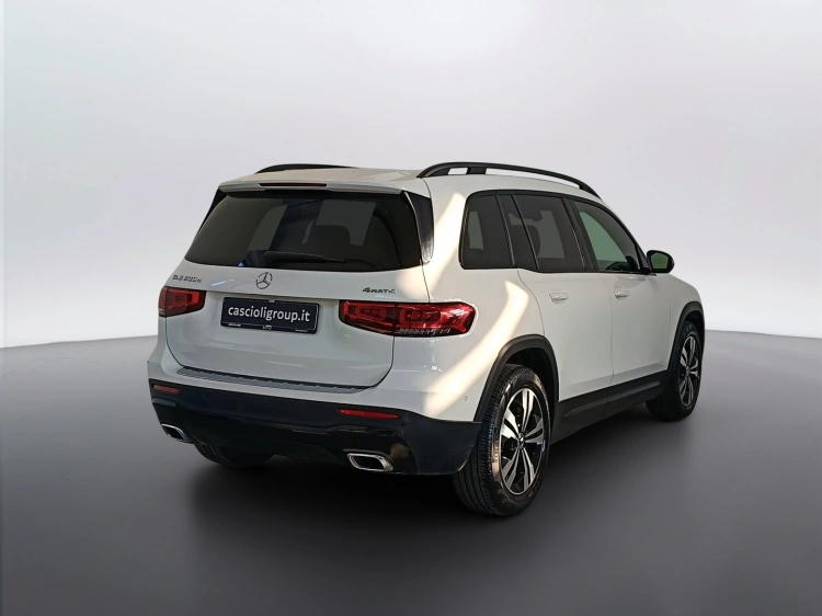 4 - Mercedes-Benz GLB 200 d Sport Plus 4matic auto