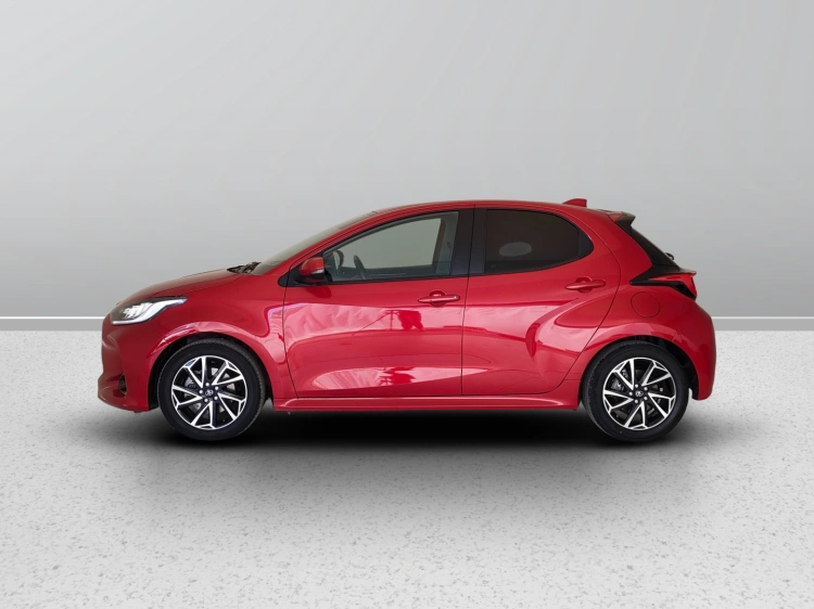 3 - Toyota Yaris Yaris 1.5h Trend