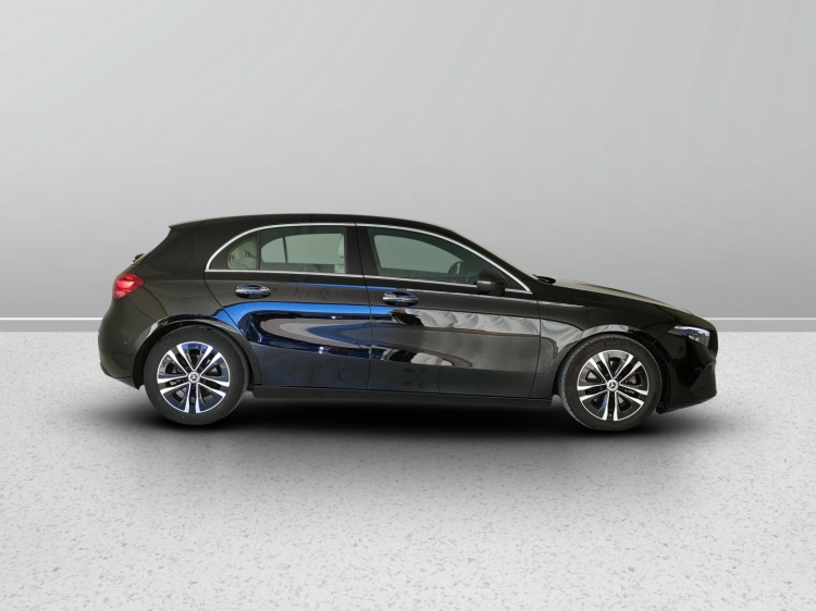 7 - Mercedes-Benz Classe A 180 d Progressive Advanced Plus auto