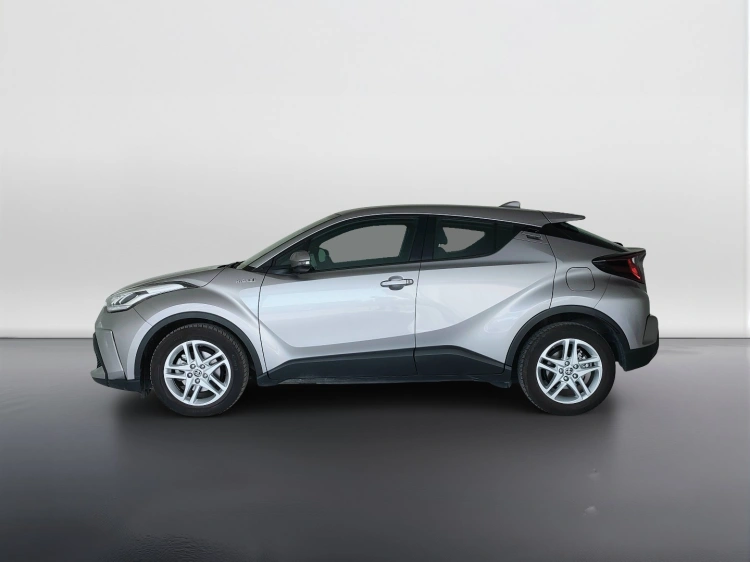 8 - Toyota C-HR C-HR 1.8h Business e-cvt