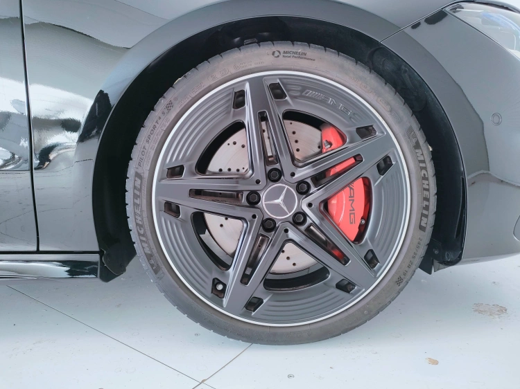 8 - Mercedes-Benz CLA AMG CLA Coupe AMG 35 AMG Line Premium Plus 4matic auto