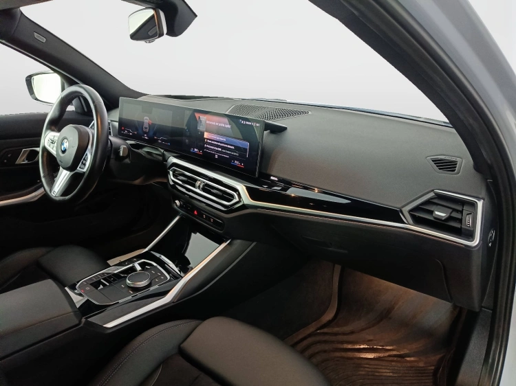 10 - BMW Serie 3 320d Touring mhev 48V MSport auto