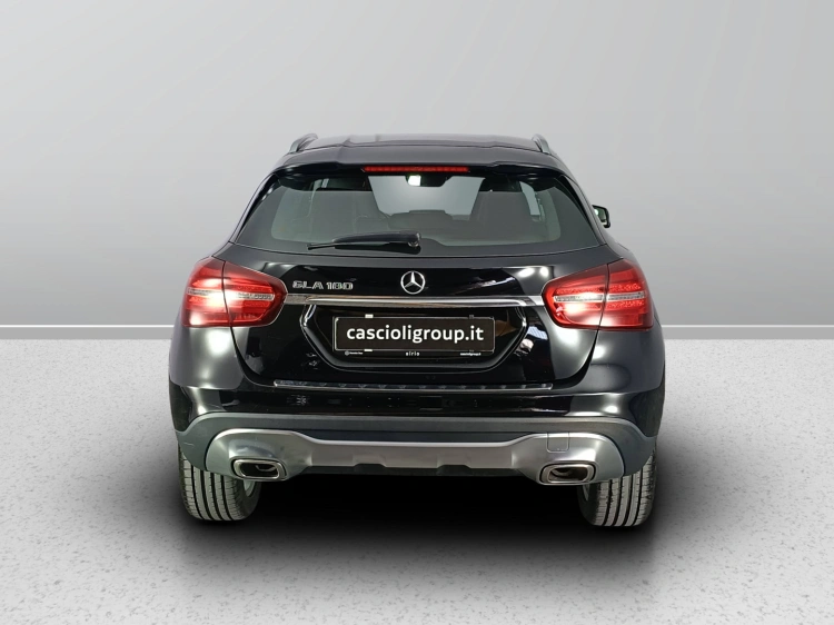 5 - Mercedes-Benz GLA 180 Sport