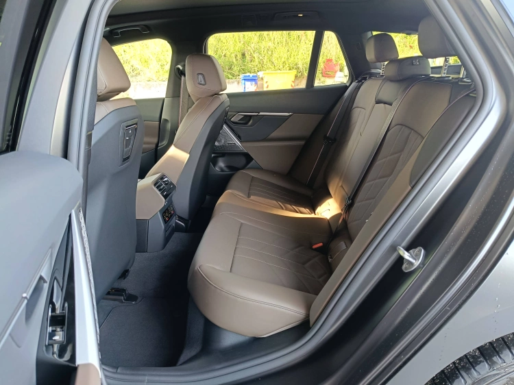 9 - BMW Serie 5 BMW 540d xDrive Touring