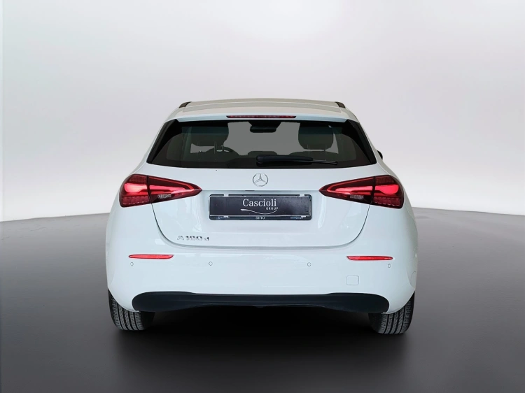 6 - Mercedes-Benz Classe A 180 d Advanced auto