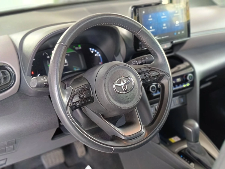 15 - Toyota Yaris Cross Yaris Cross 1.5h Lounge fwd 116cv e-cvt