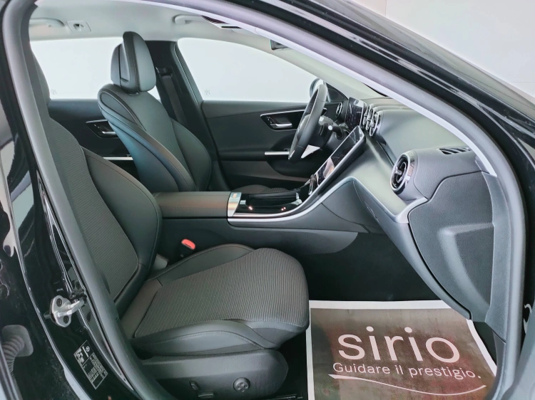 11 - Mercedes-Benz Classe C SW 200 d mhev Sport auto