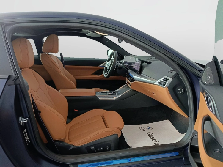 11 - BMW Serie 4 M440d xDrive Coupé