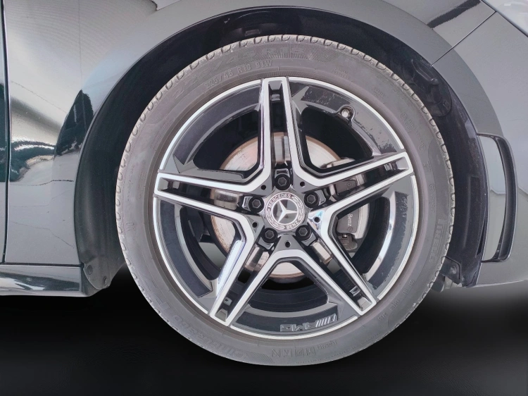 8 - Mercedes-Benz Classe B 180 d AMG Line Advanced Plus auto